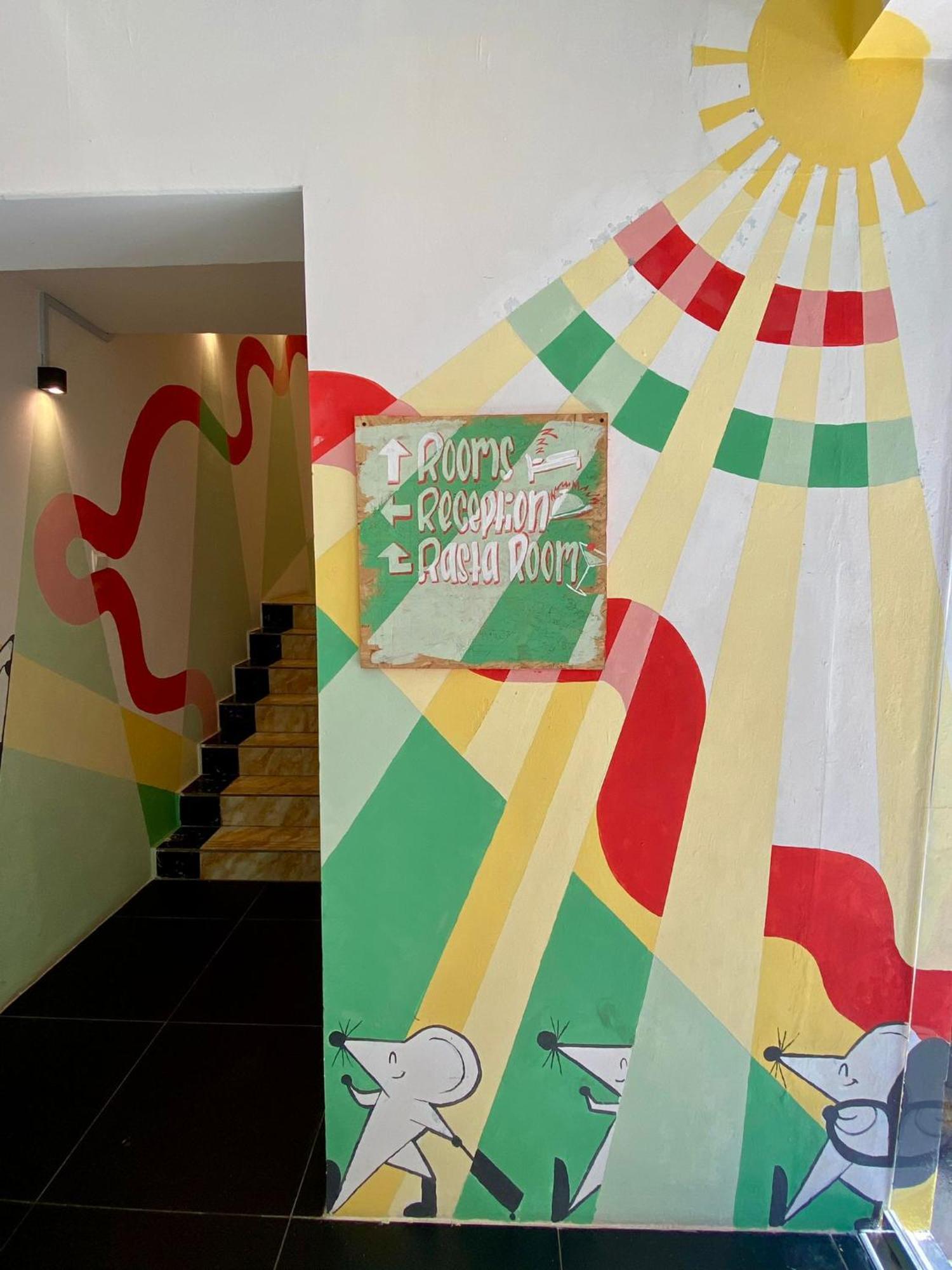 H2 Worldpackers , The Social Hotel Kota Kinabalu Kültér fotó