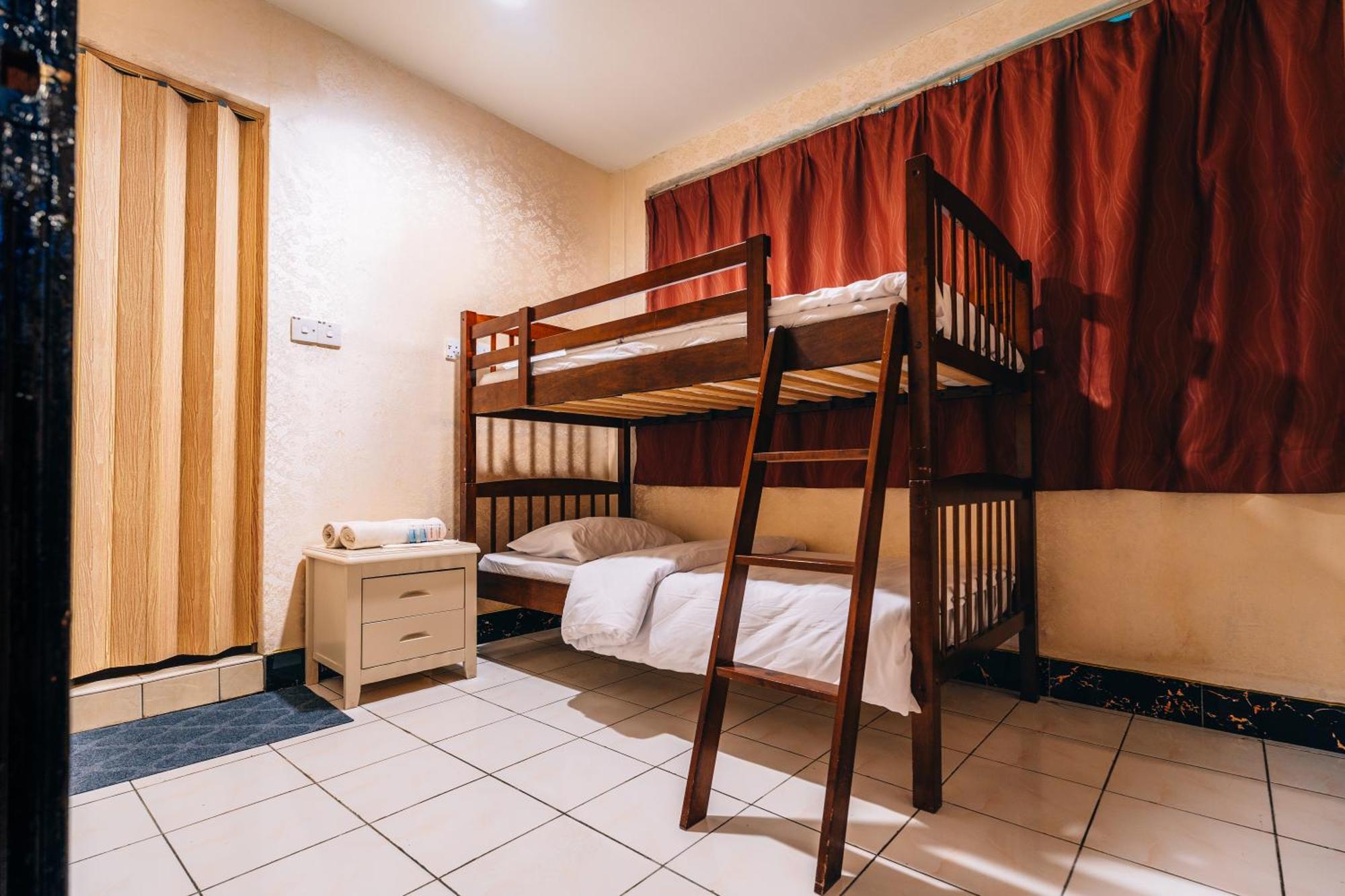 H2 Worldpackers , The Social Hotel Kota Kinabalu Kültér fotó